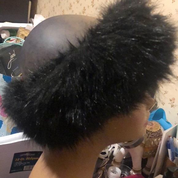 Headband - Picture 1 of 4